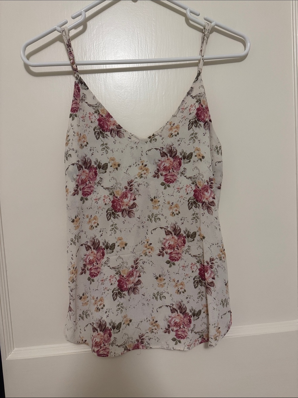 Reformation White Floral V-Neck Spaghetti Strap Tank - size XS